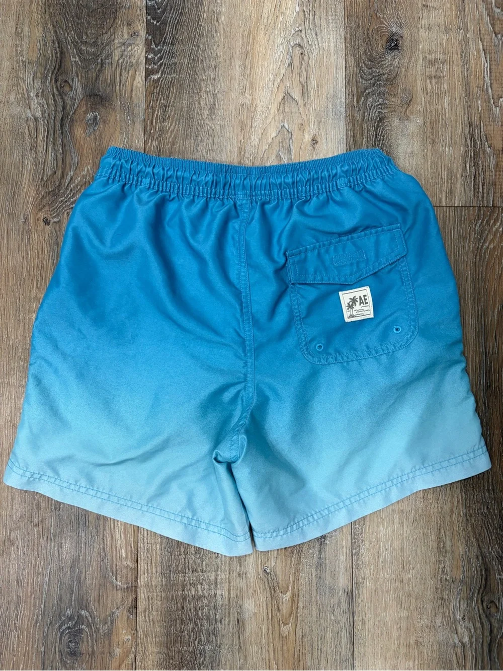 American Eagle Ombré-Blue Swim Shorts with Mesh Lining Sz XSmall - Picture 2 of 3